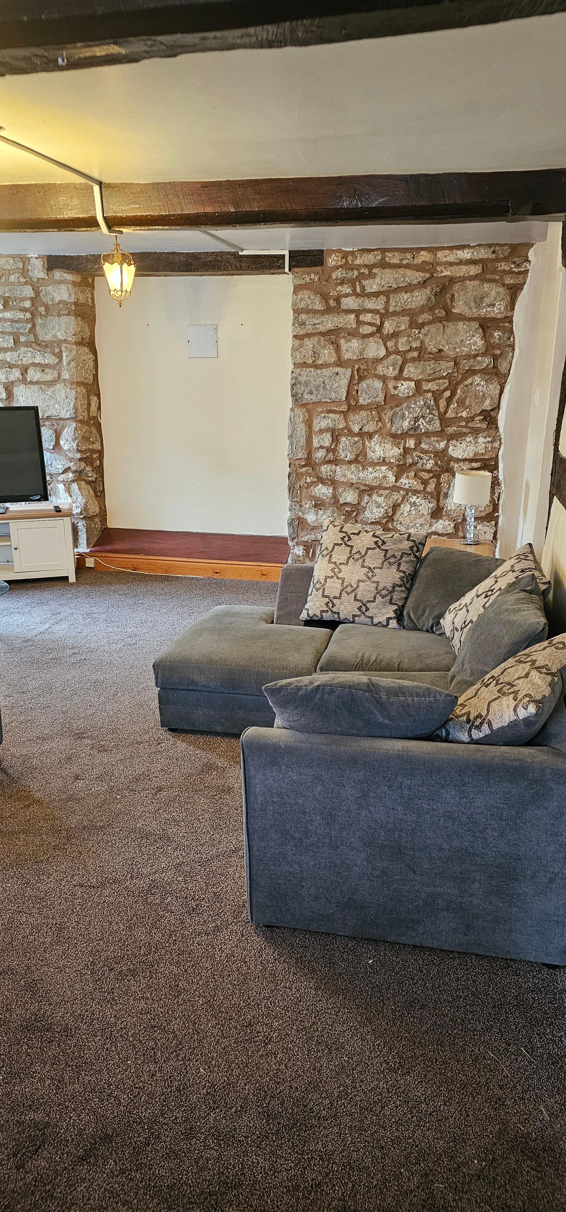 Plas Bellin Hall6